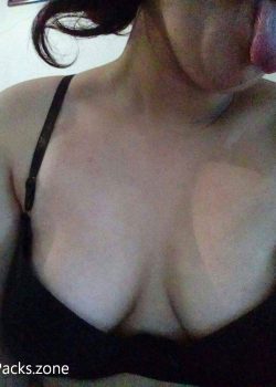 Paola y sus teticas ricas 8