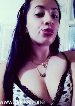 Zorra Fer mostrando teticas. 6