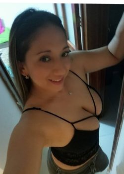 Bella madurita Marcela. 10