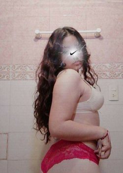 Camila presumiendo su cuerpo. 2