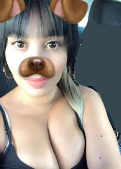 Espectaculares tetas de Alessia 2