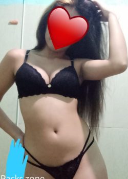 Flaquita rica presumiendo cuerpo. 3