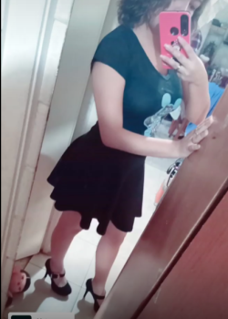 Laura presumiendo su cuerpo. 6