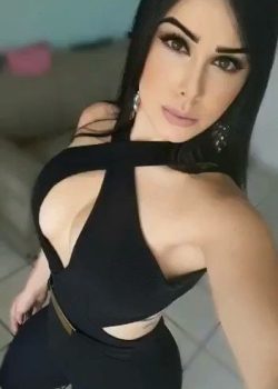 Mami rica presumiendo cuerpo. 13
