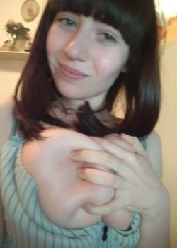 Pechugona Elizabeth 5