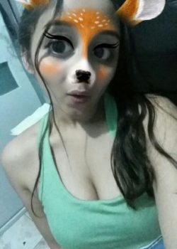 Perrita Indira mostrando su cuerpo. 4