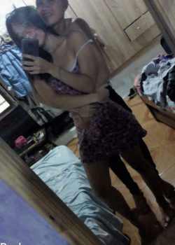 Puta Samantha jugando novio. 15