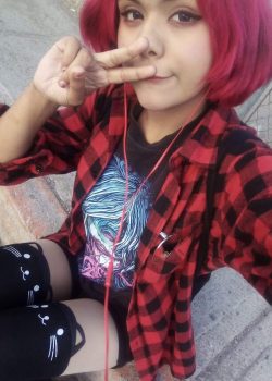 Rica morrita de cabello rosado. 9