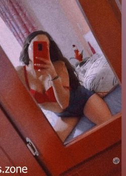 Sabrina presumiendo su rico cuerpo 10