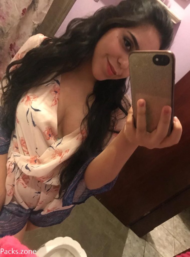 Sensual perrita Sandra. 10